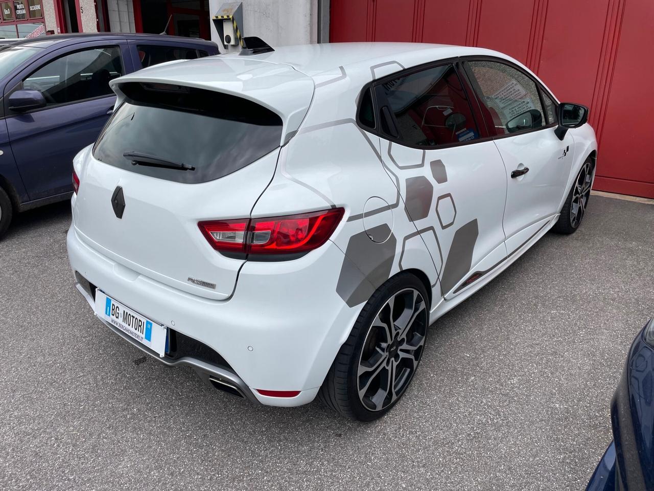 Renault Clio 5p 1.6 RS Trophy 220cv edc