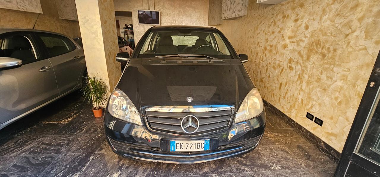 Mercedes-benz A 160 BlueEFFICIENCY Coupé Elegance