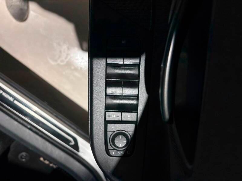 Toyota C-HR 1.8 hev Trend fwd e-cvt