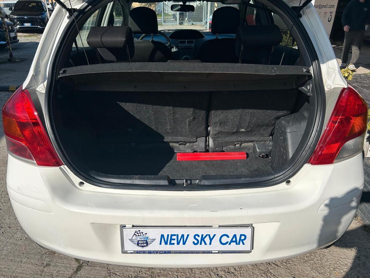 Toyota Yaris 1.0 5 porte Sol