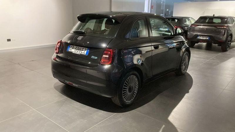 FIAT 500 Icon Berlina