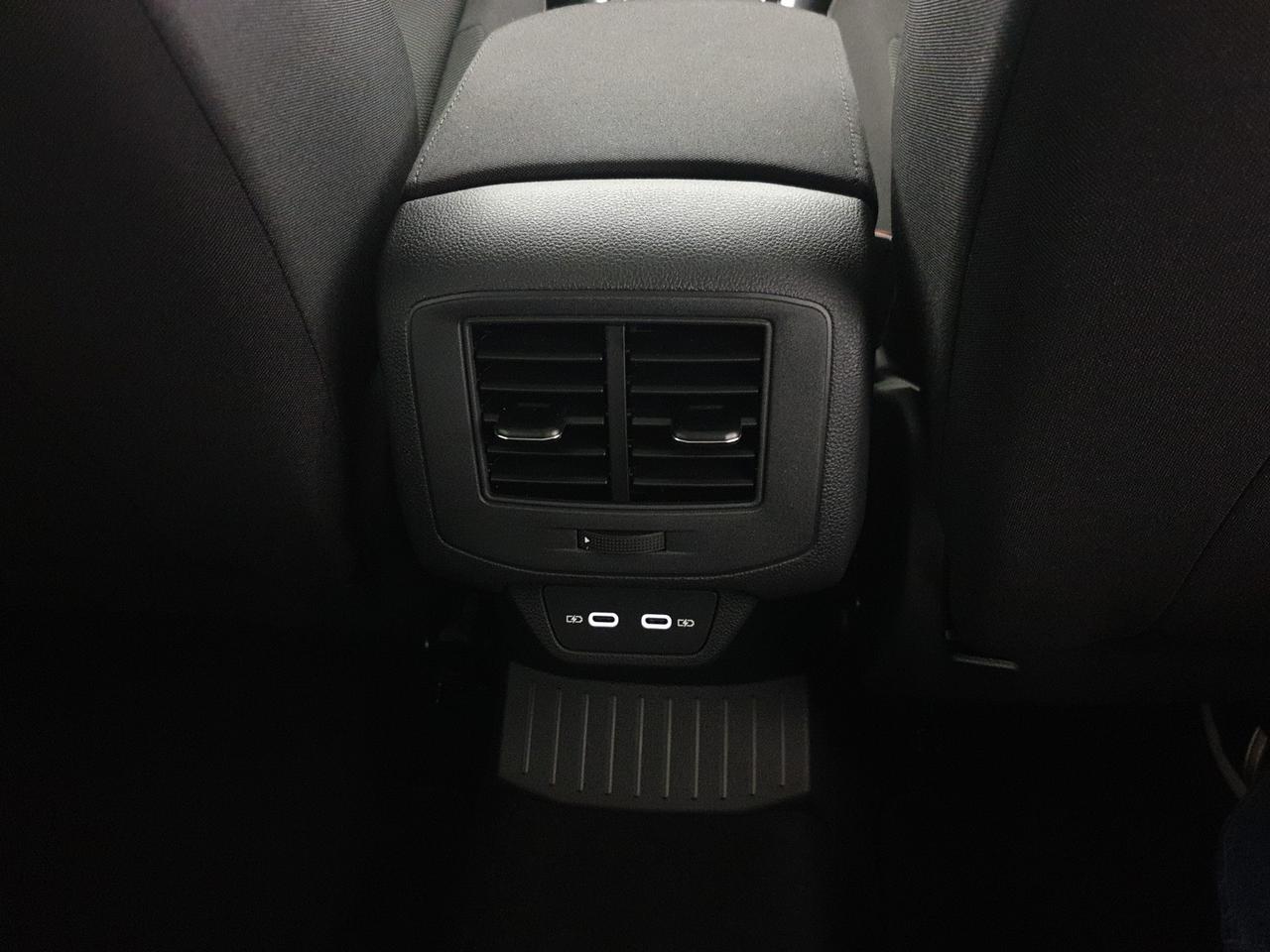 Volkswagen T-Roc 1.5 tsi edition plus dsg