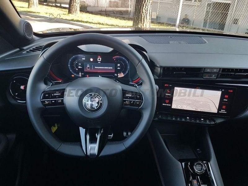 Alfa Romeo Junior Junior 1.2 ibrida Q4 145cv edct6