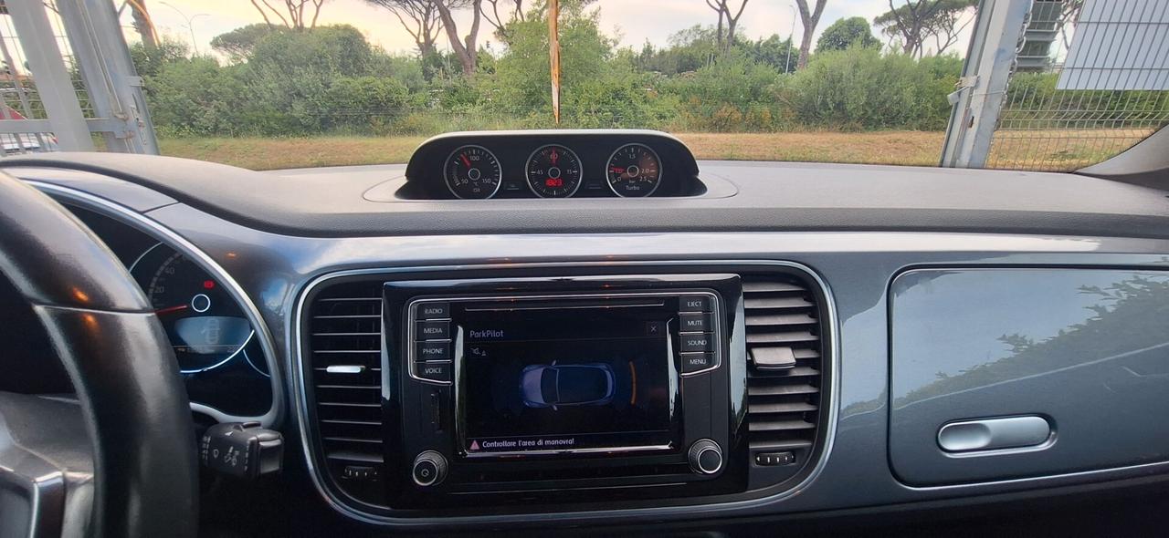 Volkswagen Maggiolino Cabrio 2.0 TDI Design BlueMotion Technology