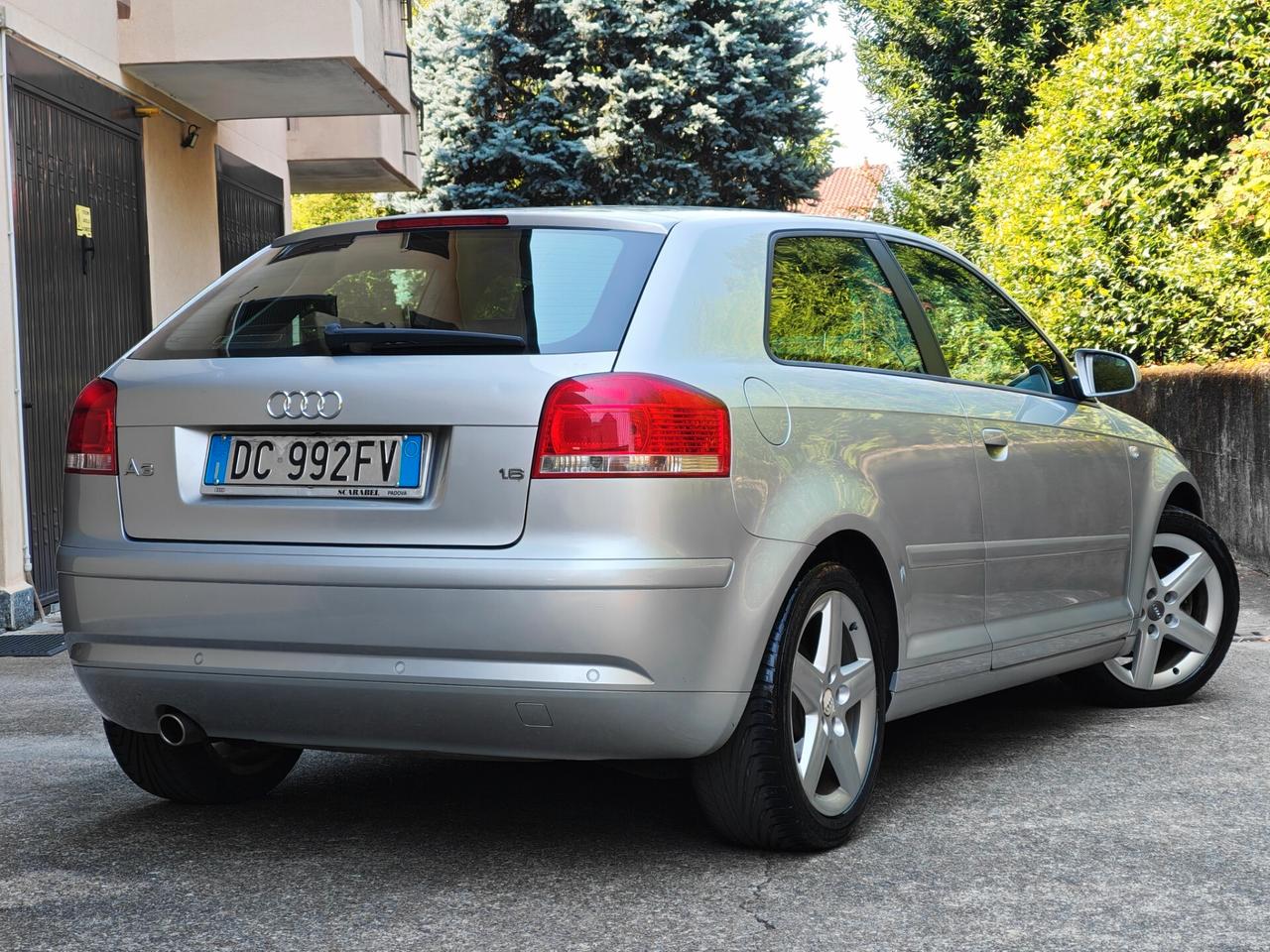 Audi A3 1.6 BENZINA 102cv / 86.000km / Unipro