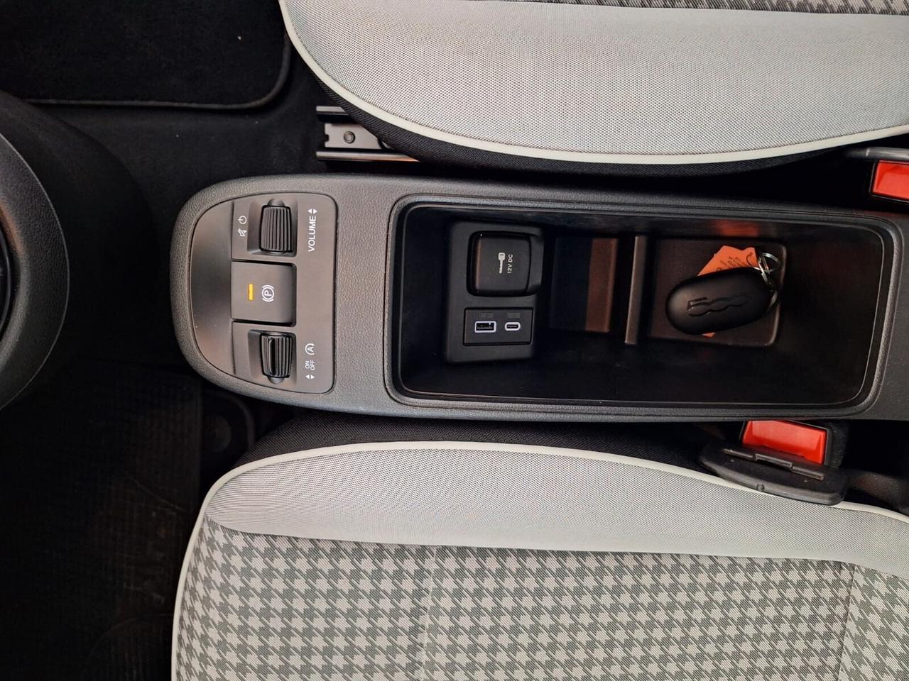 Fiat 500 Berlina Hybrid Torino 2026 KM0