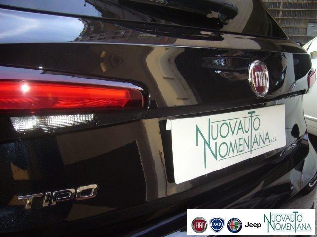 FIAT Tipo 1.0 Cross GPL NAVI 5 Porte Vettura Nuova