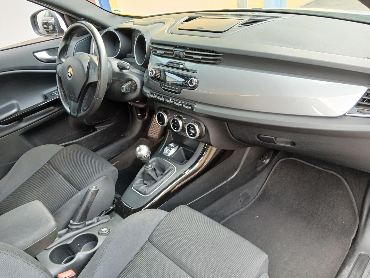 Alfa Romeo Giulietta Exclusive OK NEOPATENTATI