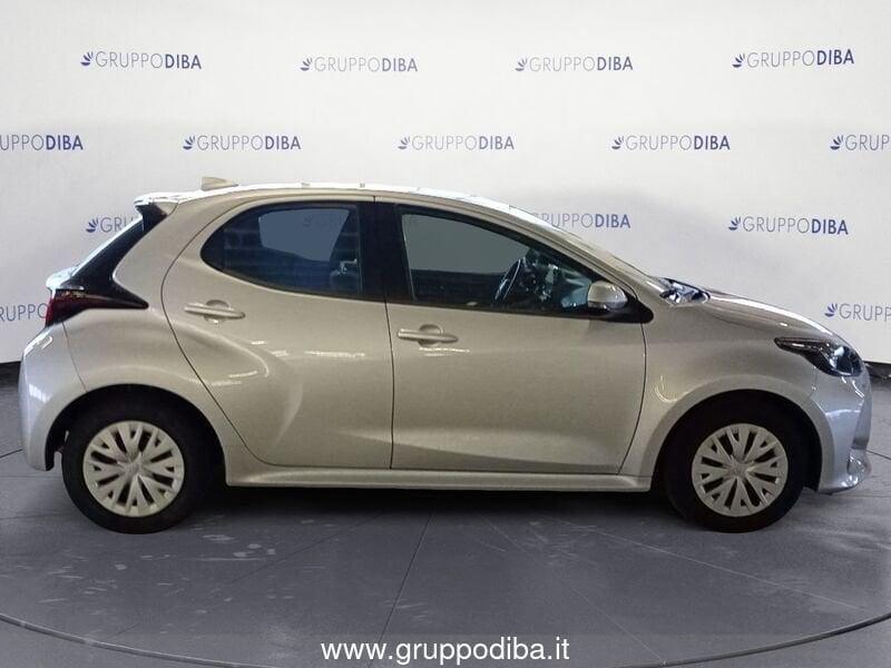 Toyota Yaris IV 2020 1.0 Active