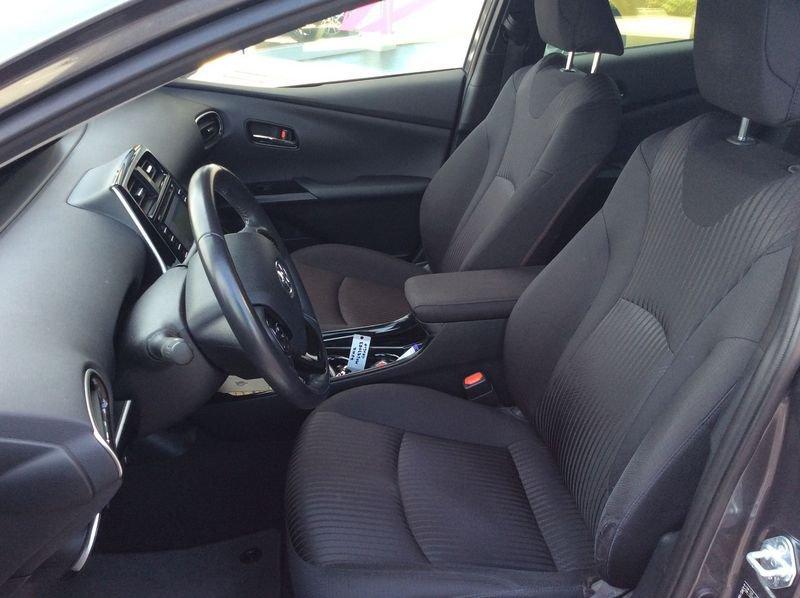 Toyota Prius 1.8 AWD Lounge