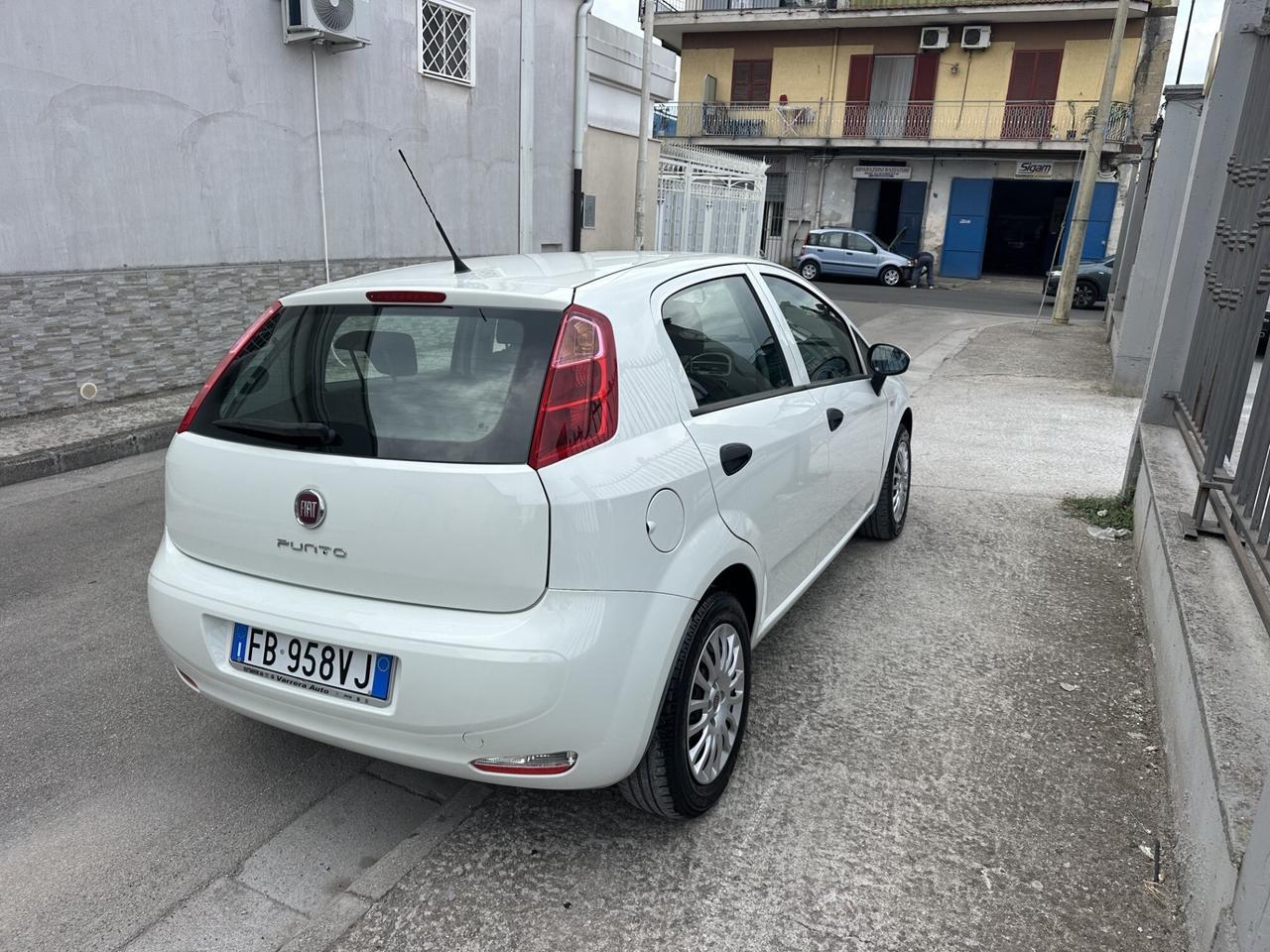 Fiat Punto 1.2 Gpl 69 Cv2015 Lounge