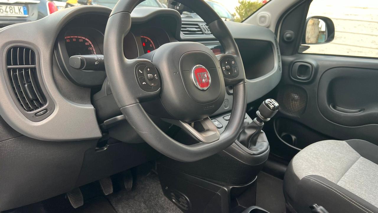 Fiat Panda New 1.2 EasyPower Lounge Com.Vol.Cerchi in lega