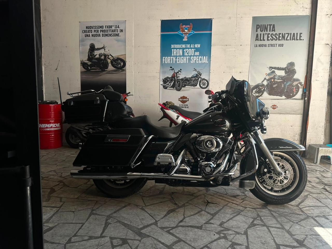 Harley-davidson FLHTCU Ultra Classic Electra Glide