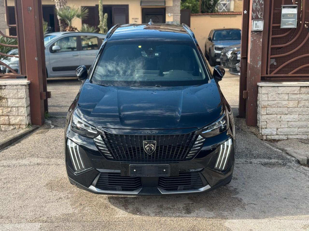 Peugeot 2008 PureTech 130 S&S EAT8 GT