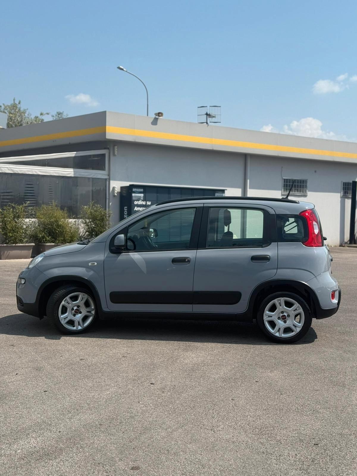 Fiat Panda Cross 2023 1.0 FireFly S&S Hybrid IVA ESPOSTA