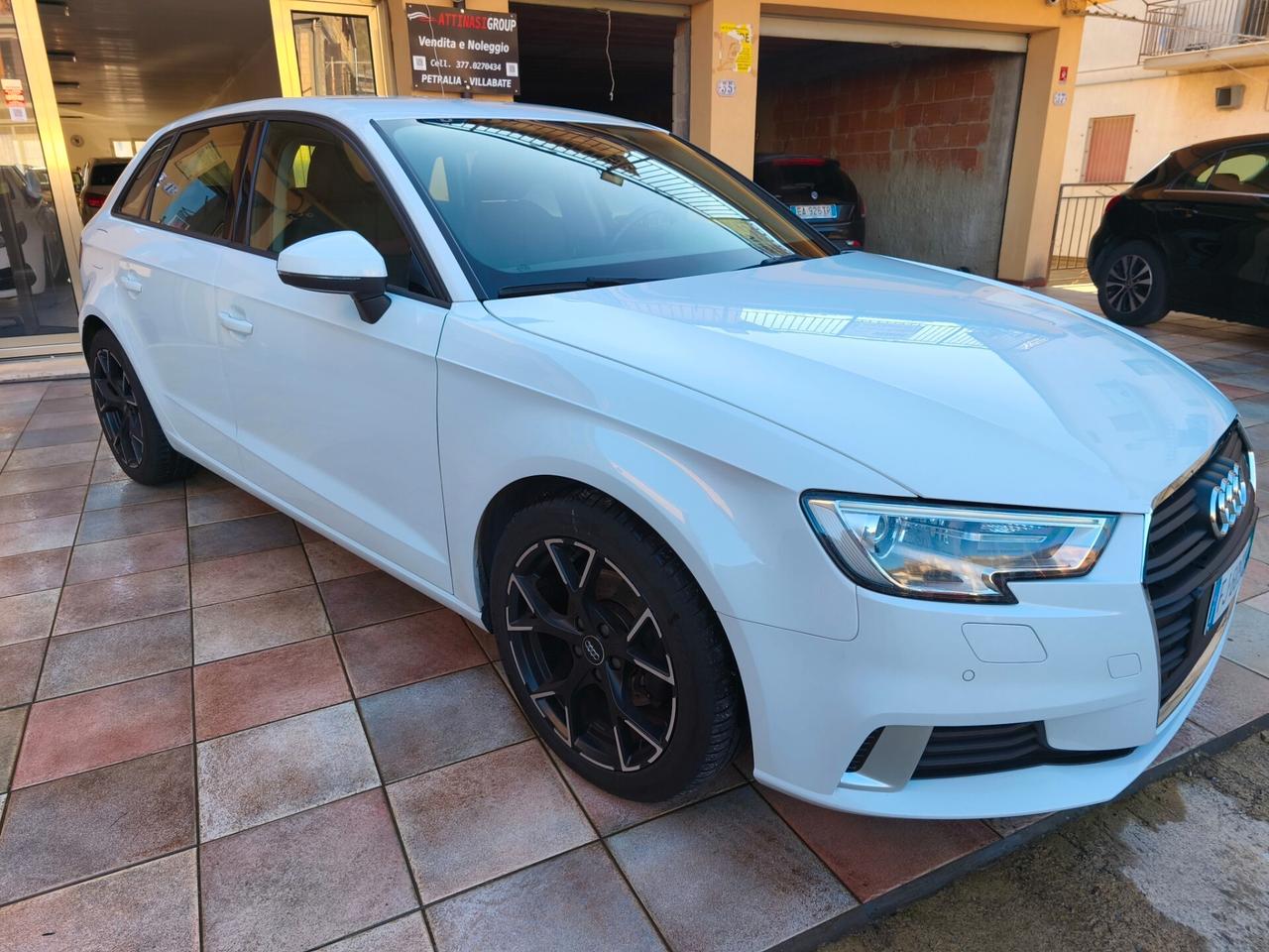 Audi A3 SPB 1.6 TDI Sport COMPRESO PASSAGGIO