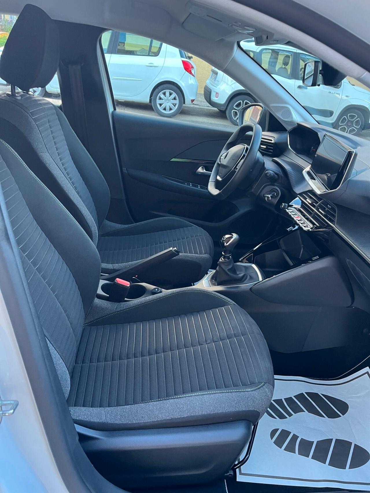 Peugeot 208 PureTech 100cv 5 porte Active*NAVI*PDC