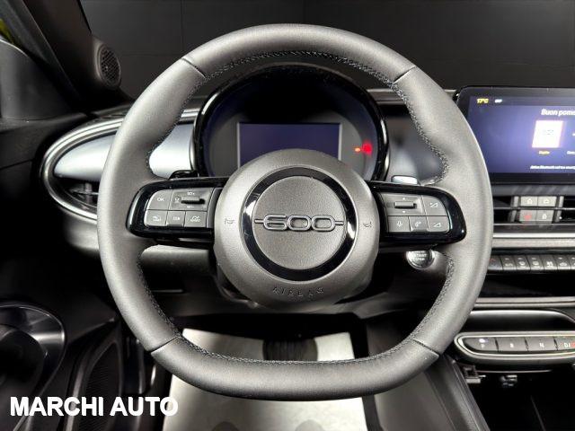 FIAT 600 Hybrid 145 CV DCT MHEV Sport Edizione Milano Corti