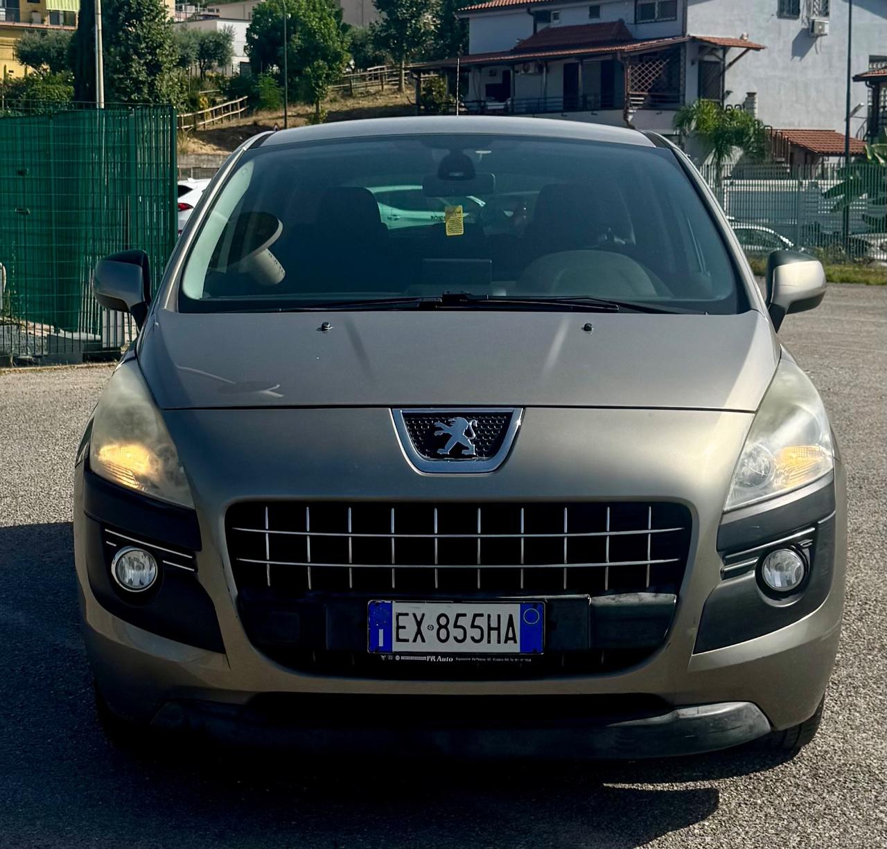 Peugeot 3008 1.6 HDi 115CV Business