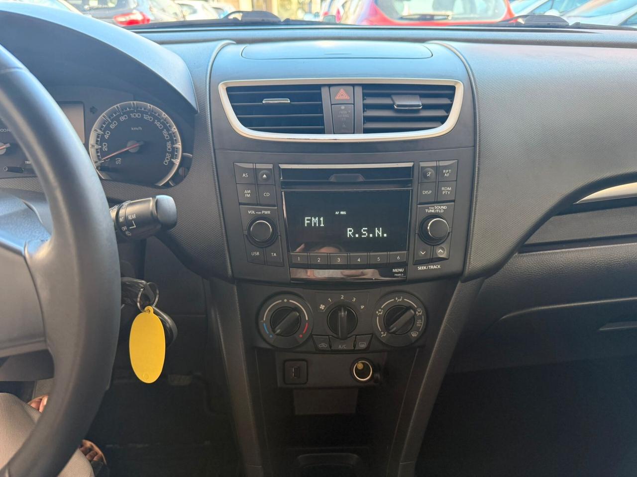 SUZUKI SWIFT 1.3 DIESEL DEL NORD ITA 2013