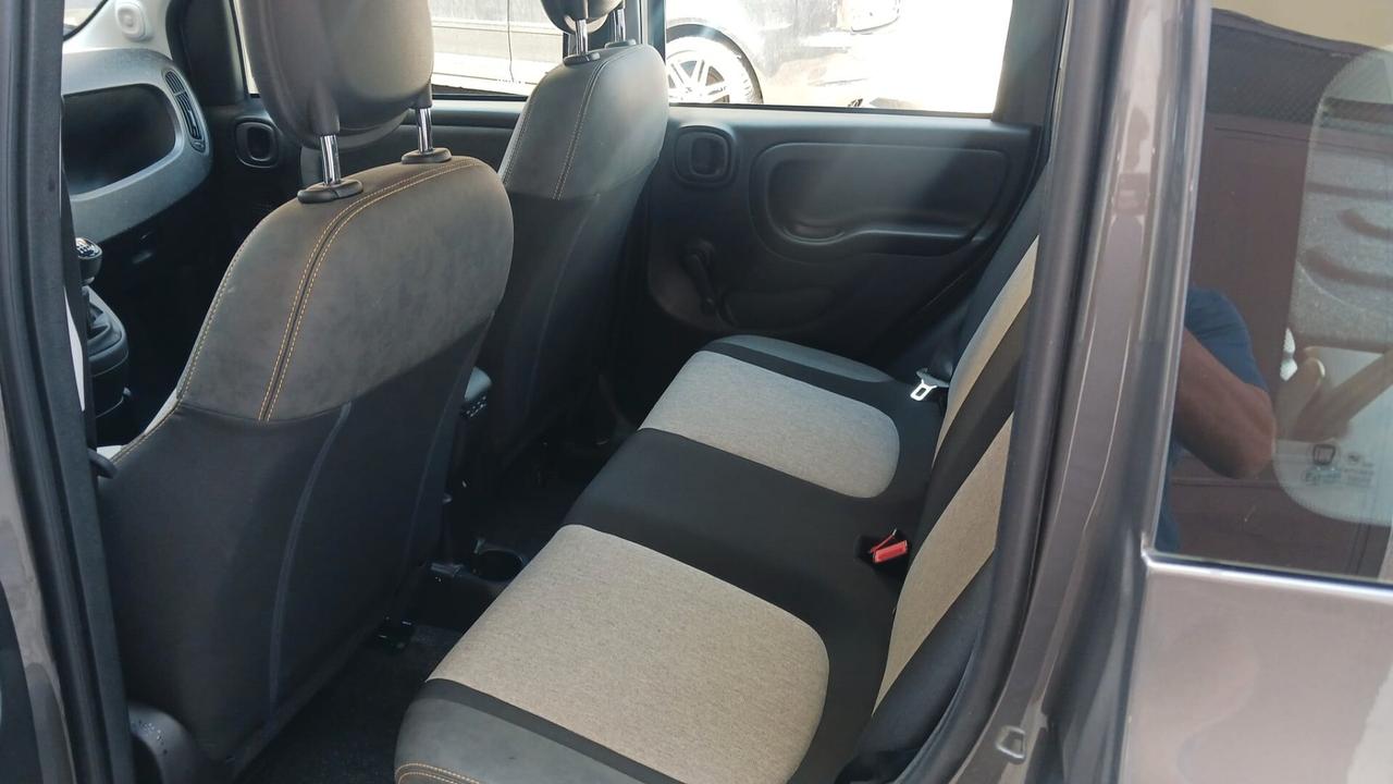 Fiat Panda 1.0 FireFly S&S Hybrid City Cross