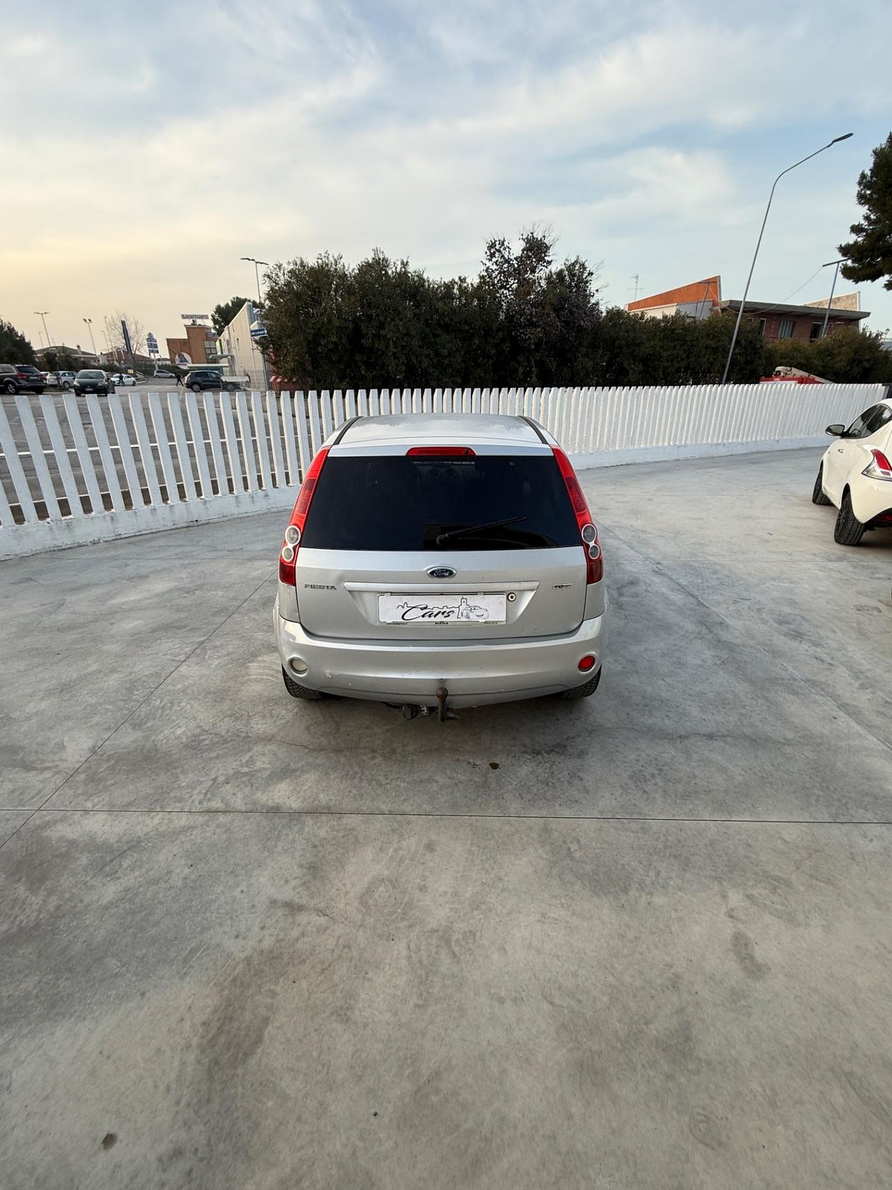 Ford Fiesta 1.4 TDCi 5p. Ghia