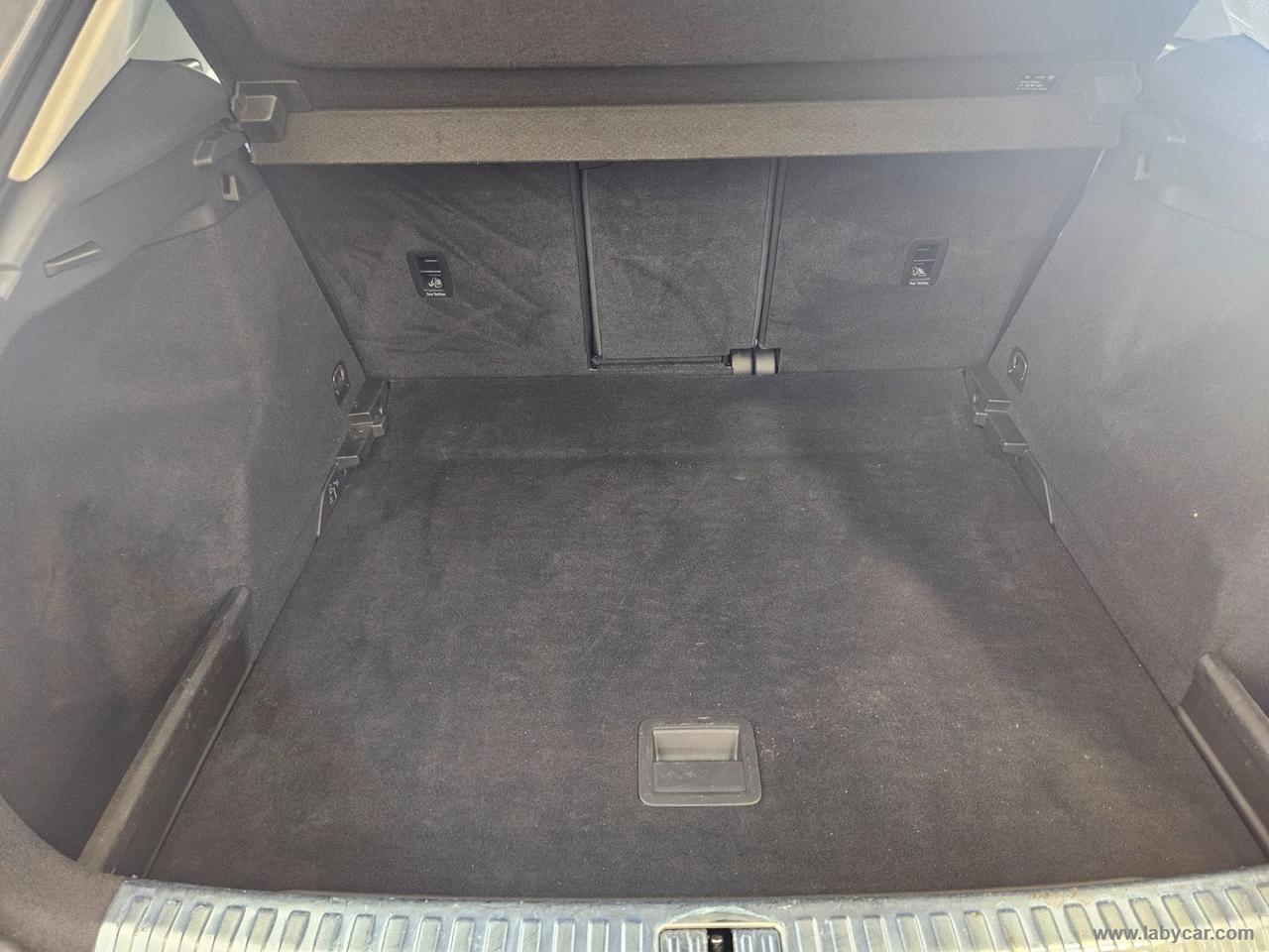 AUDI Q3 35 TDI S tronic Business Advanced