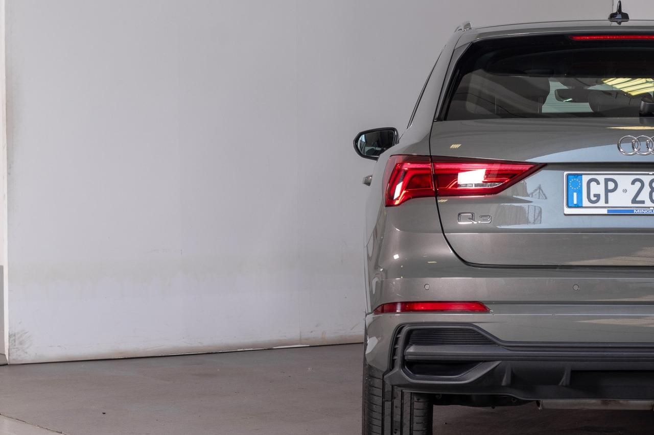 Audi Q3 2.0 Tdi S Line Edition S-tronic 150 Cv