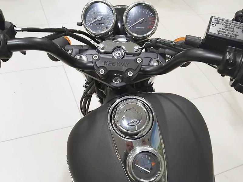 Keeway Superlight 125