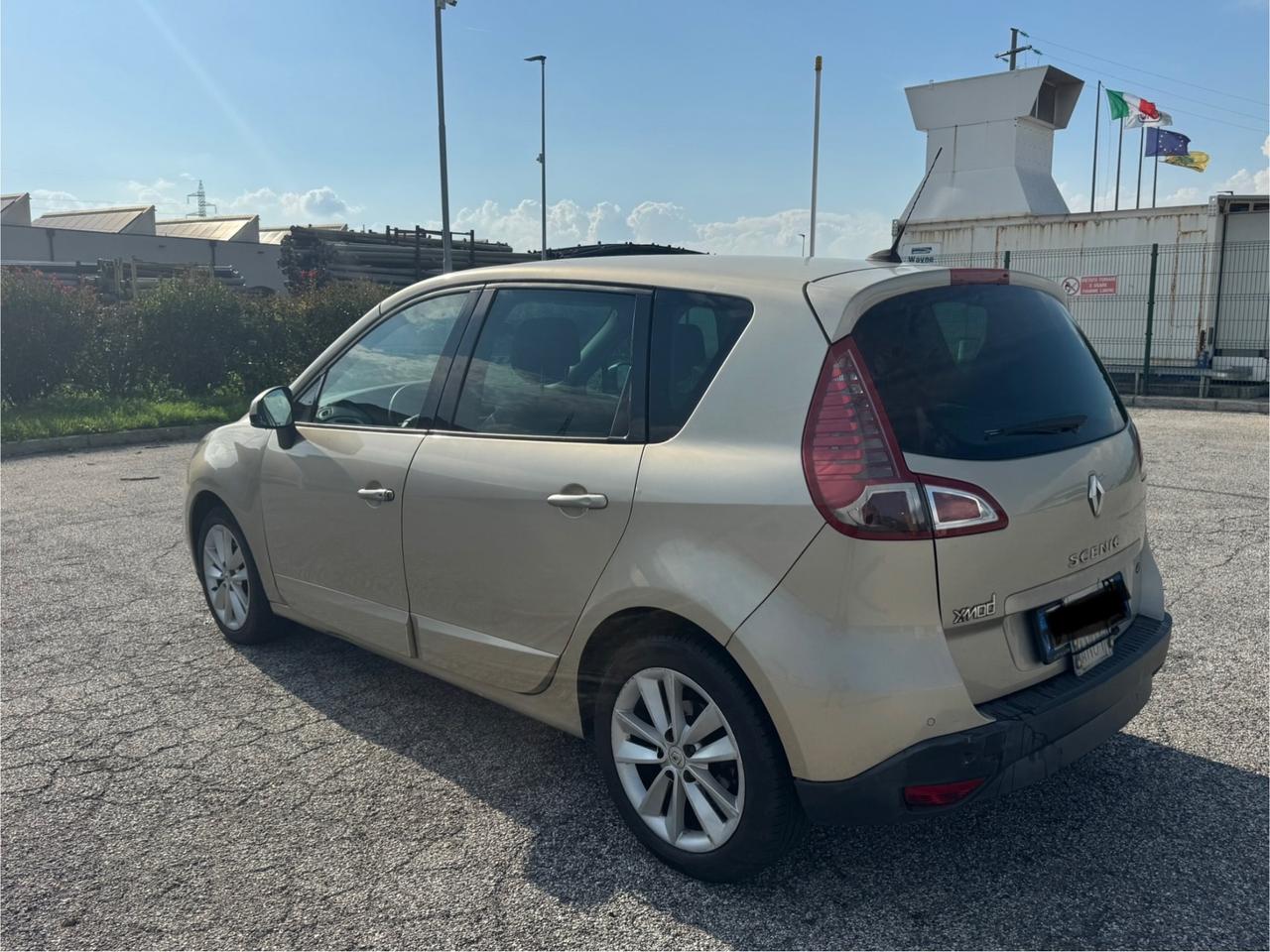 Renault Scenic Scénic 1.5 dCi 110CV Dynamique