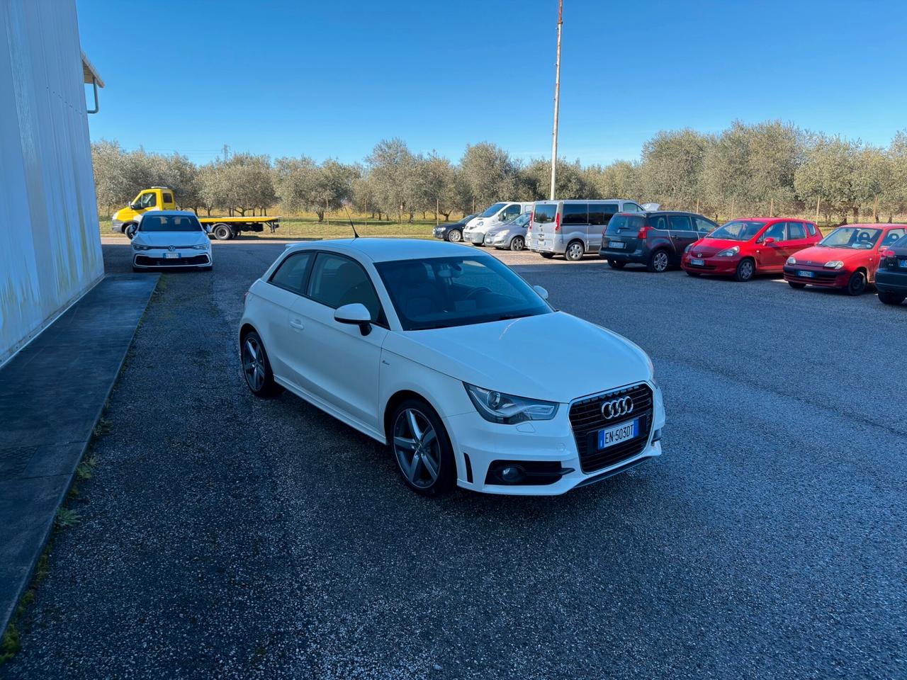 Audi A1 SPB 1.6 TDI 105 CV S-LINE