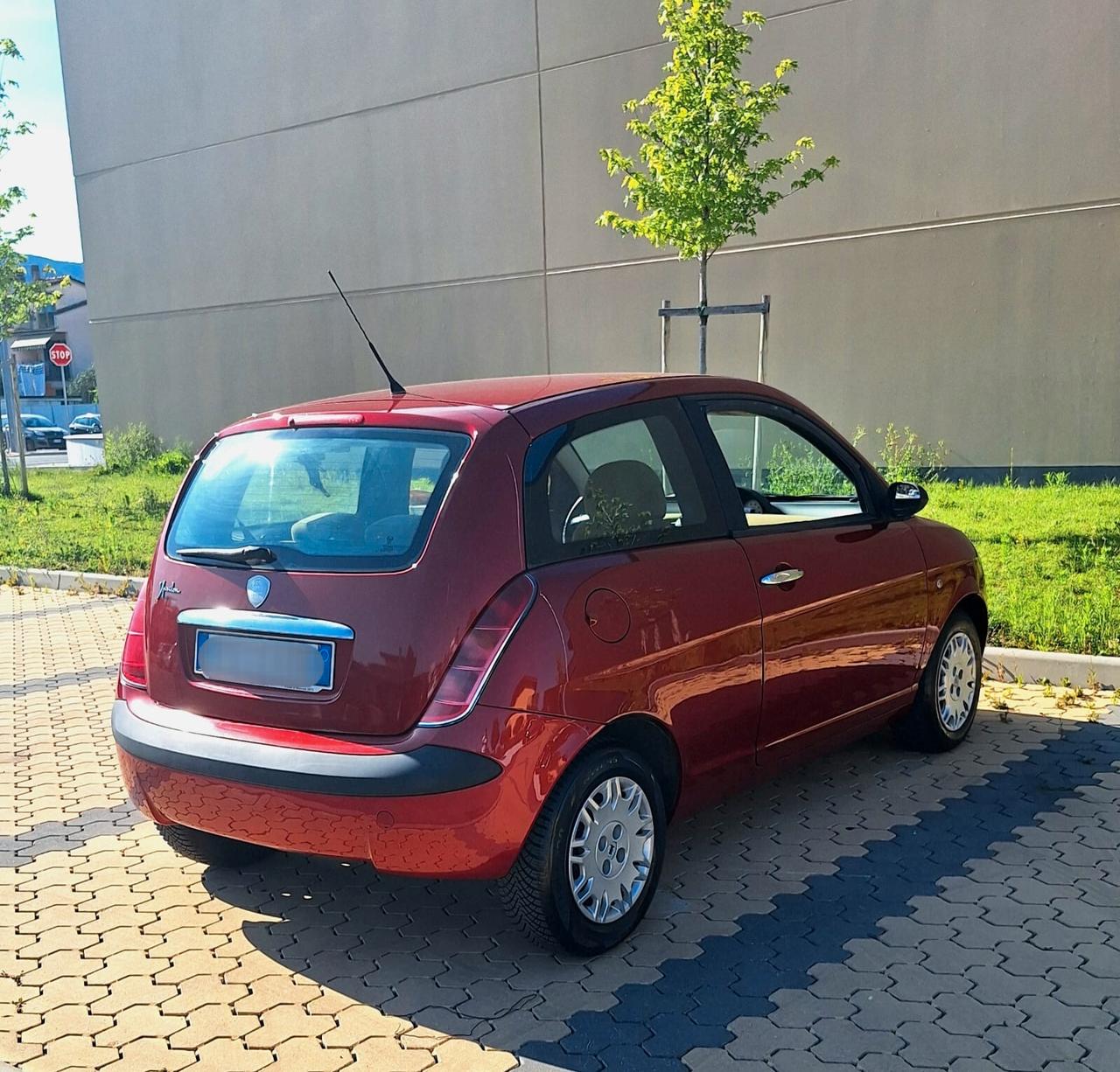 Lancia Ypsilon 1.2 Benzina - OK Neopatentati