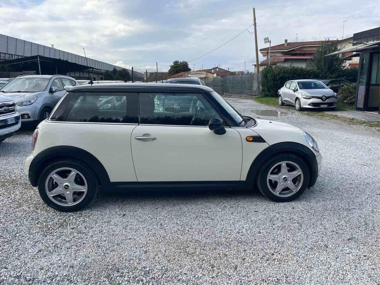 MINI COOPER D - AUTOMATICA - CHILLI