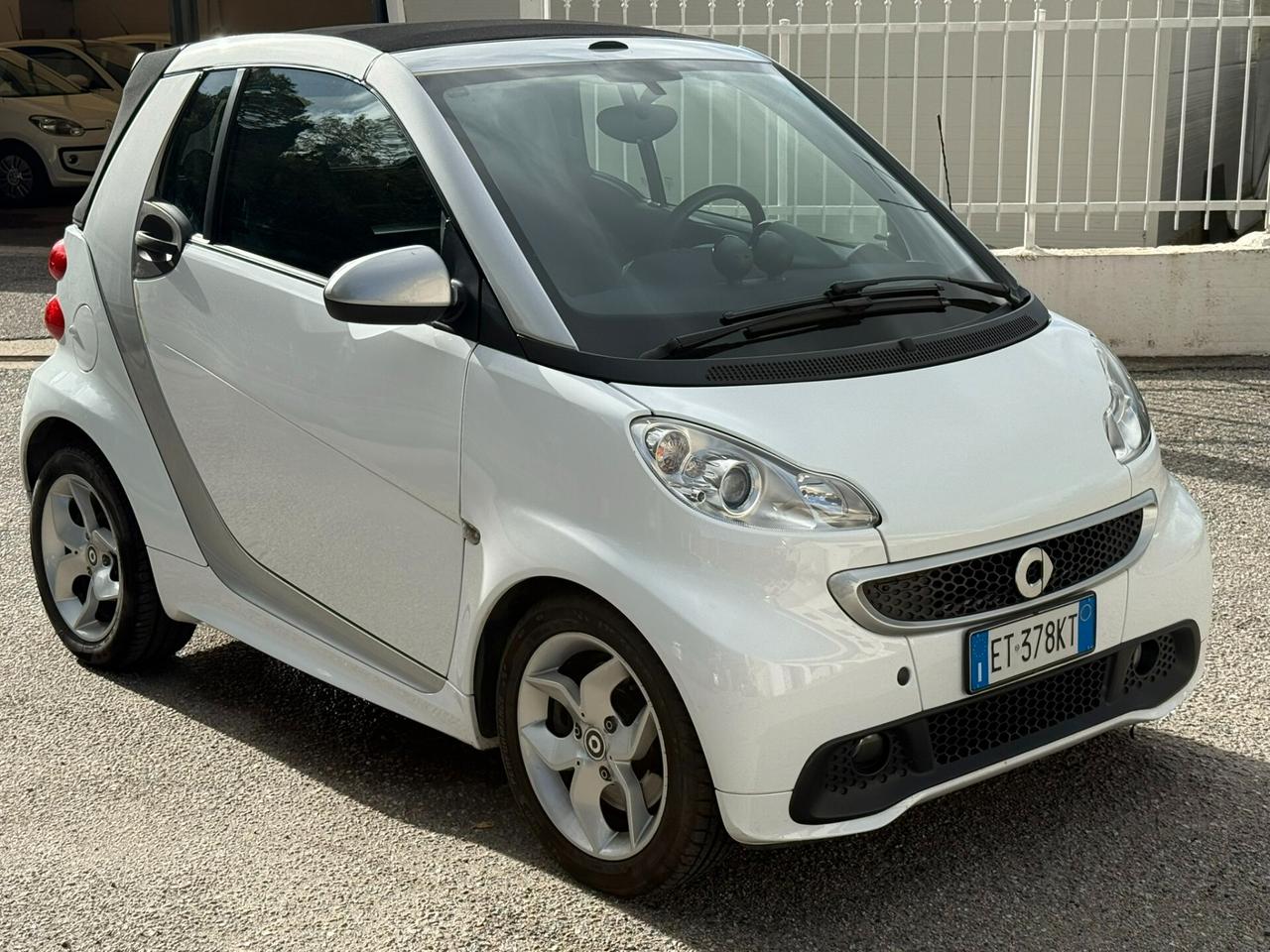 Smart ForTwo 1000 52 kW MHD cabrio passion