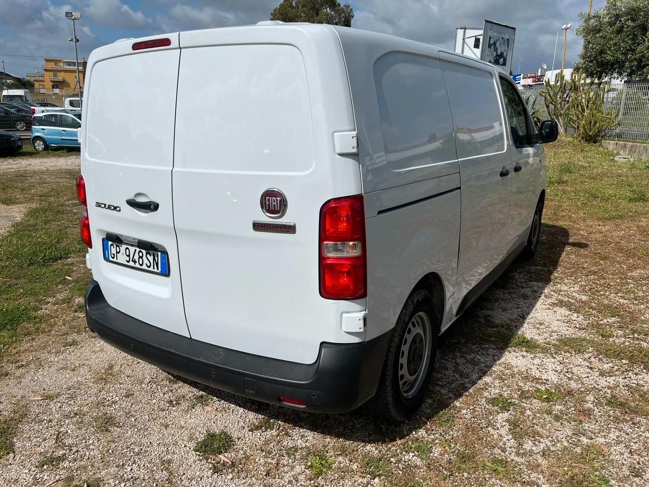 Fiat Scudo 1.5 BlueHDi 120 CV PL-TN Furgone Business INCIDENTATO