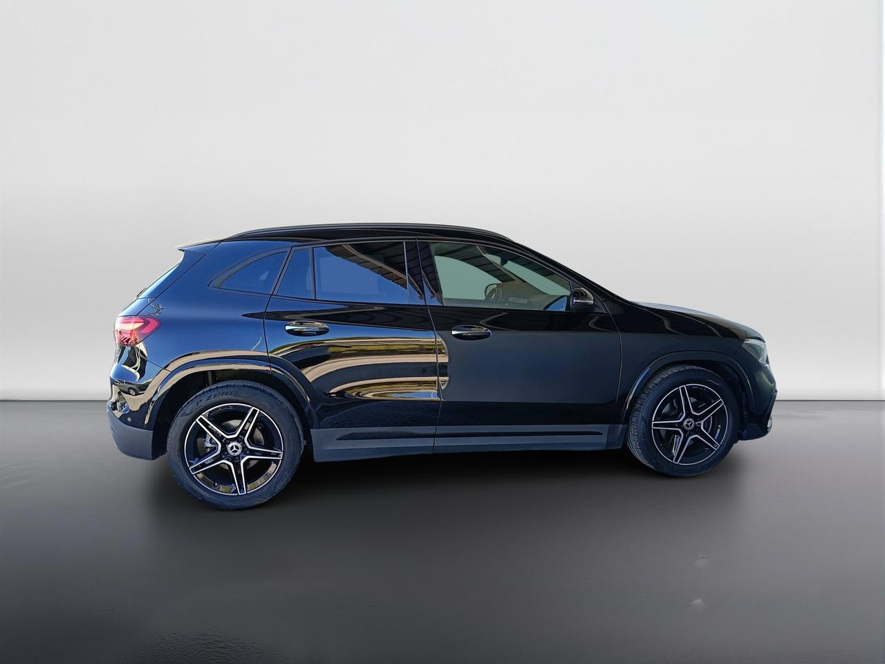 Mercedes-Benz GLA-H247 2023 - GLA 180 d AMG Line Advanced Plus auto