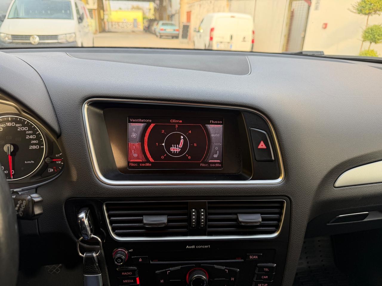 Audi Q5 2.0 TDI 143 CV quattro Xenon Euro 5