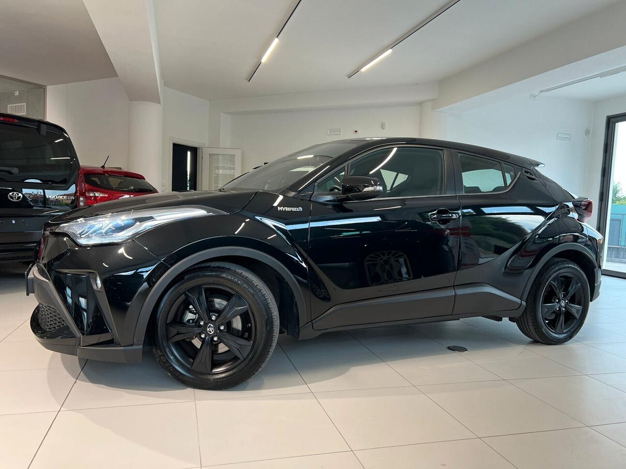 Toyota C-HR 1.8 Hybrid E-CVT GR Sport