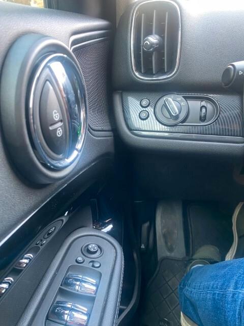 Mini Cooper Countryman SD 2.0 Hype ALL4 Automatica