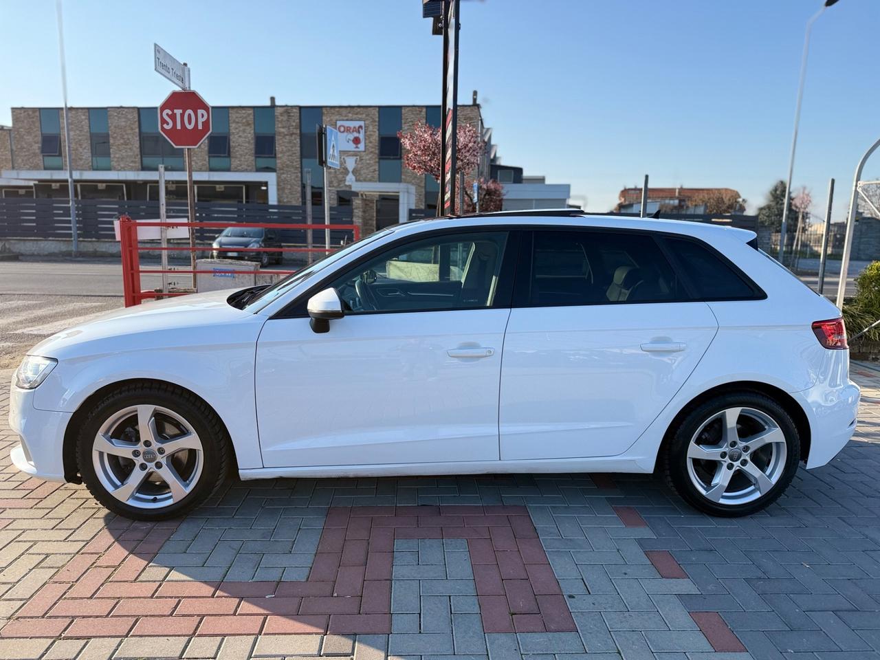 Audi A3 SPB 30 TDI Sport TETTO APRIBILE