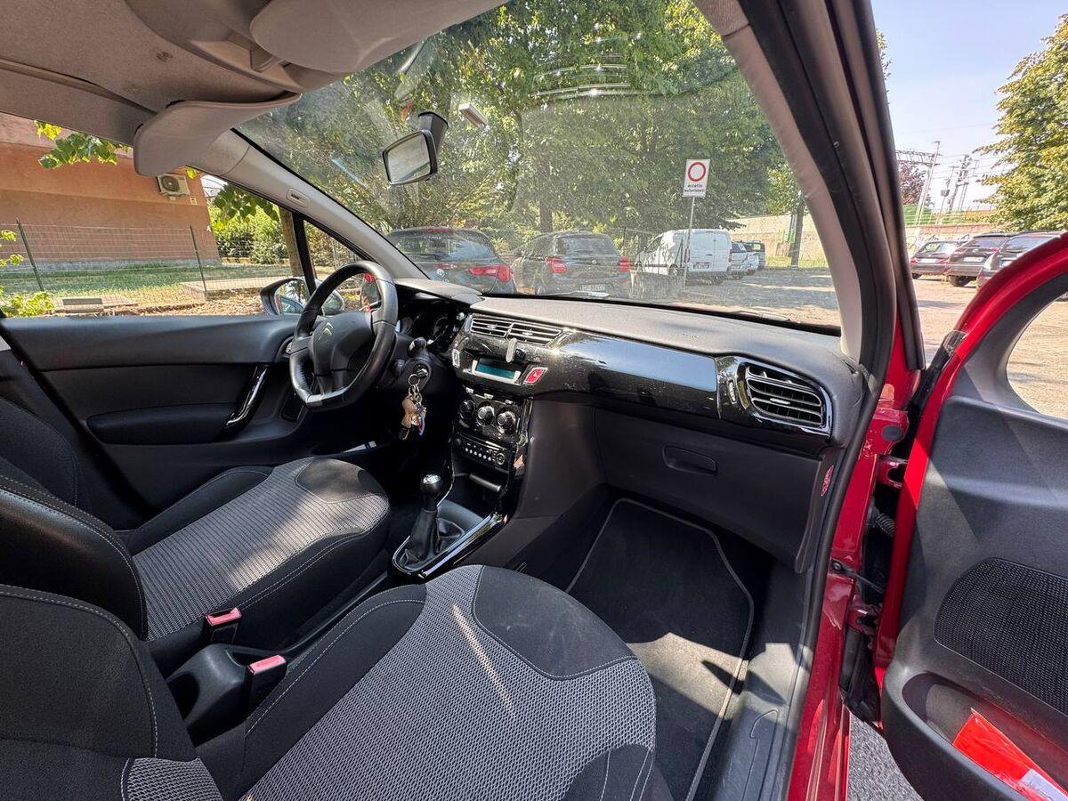 Citroen C3 1.2 vti Vanity Fair 10 82cv