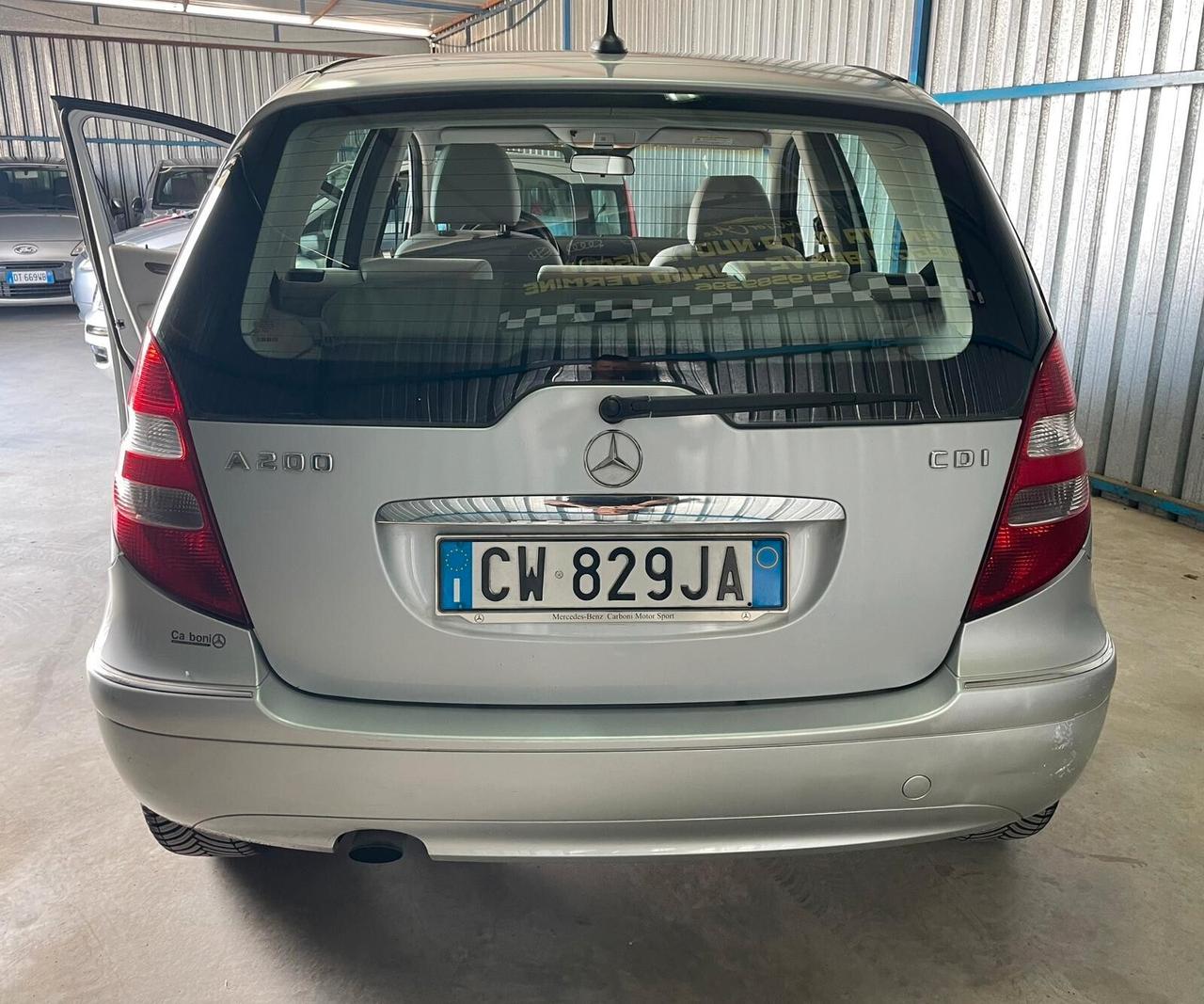 MERCEDES BENZ A 200 NEOPATENTATI UNICO PROPRIETARIO