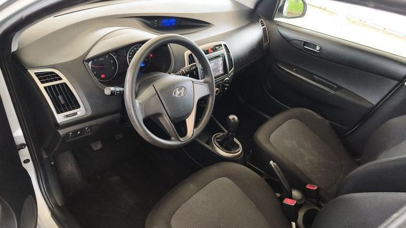 Hyundai i20 1.1 CRDi Sound Edition