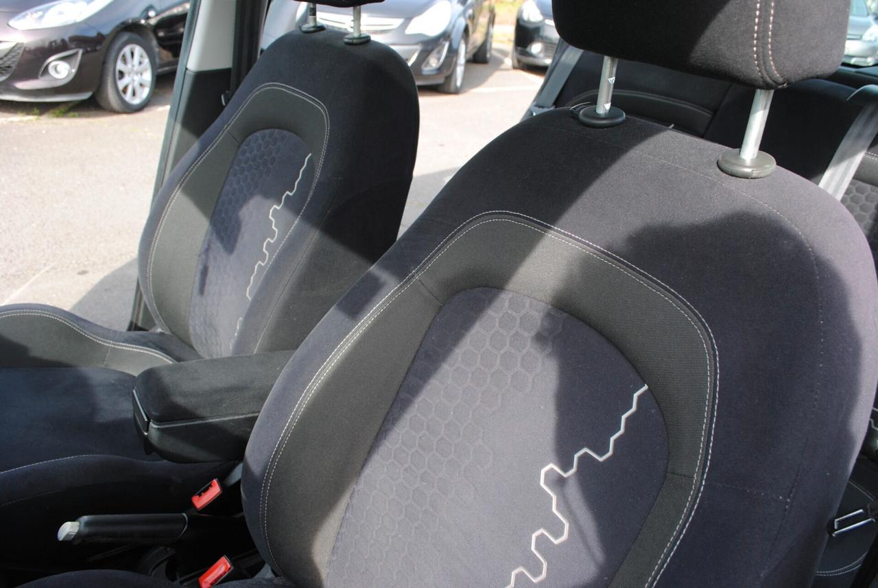 FIAT PUNTO 1.3 MJT 95 CV OK NEOPATENTATI