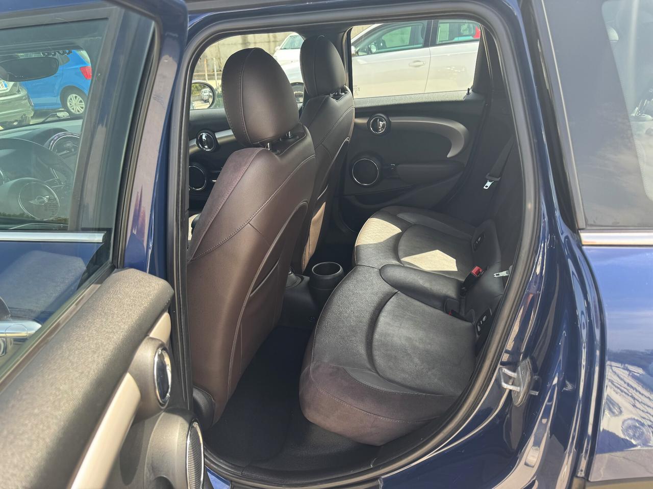 MINI 1.5 COOPER D 116CV 5PORTE/LED/NAVY