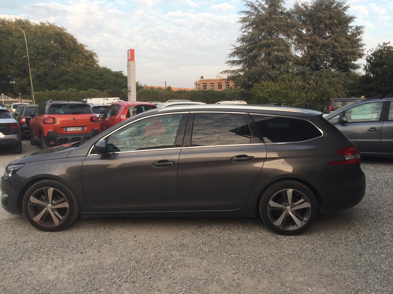 Peugeot 308 PureTech Turbo 130 S&S SW Active