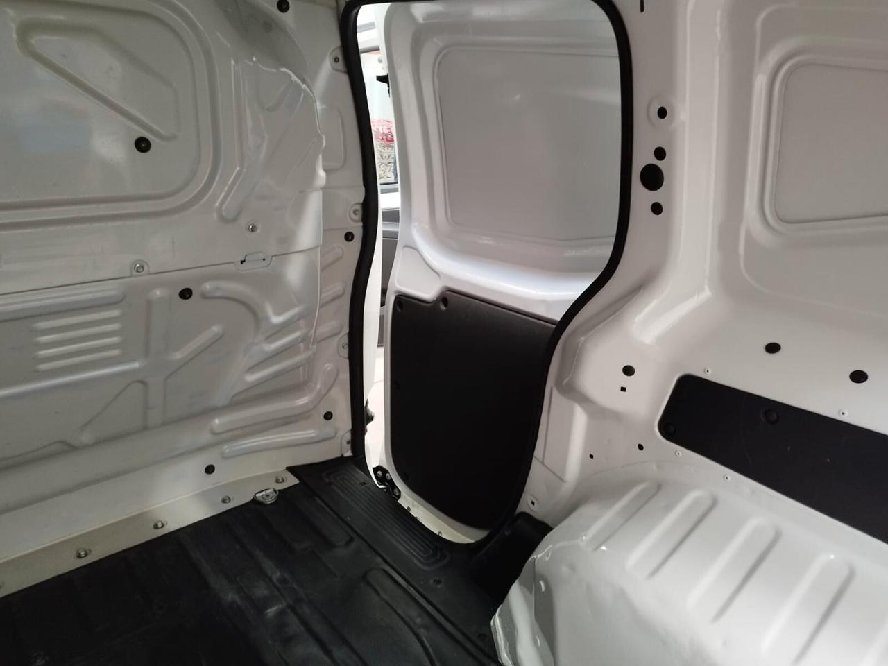 Fiat FIORINO CON MOTORE NUOVO