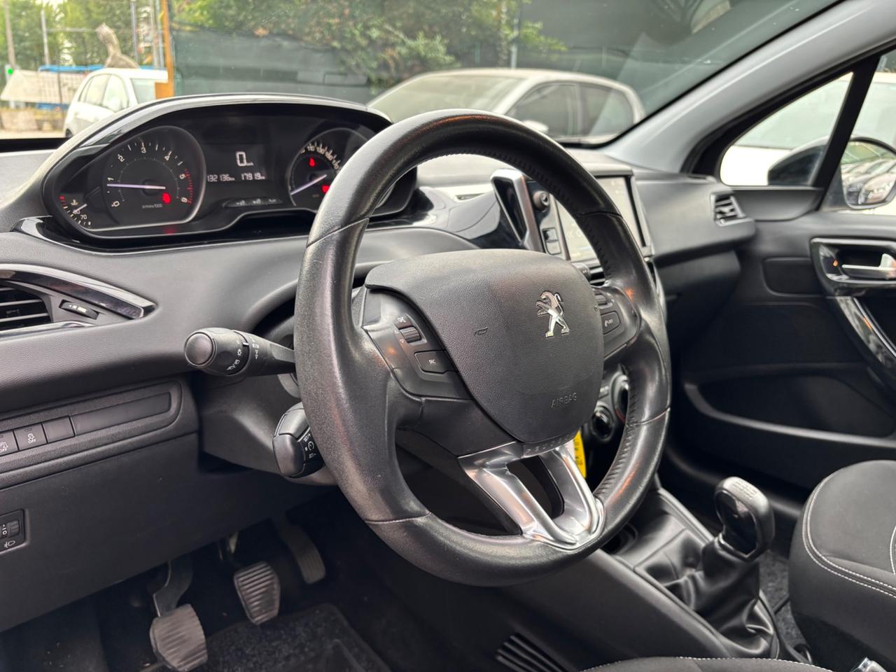 Peugeot 208 1.6 hdi 5 porte OK NEOPATENTATI