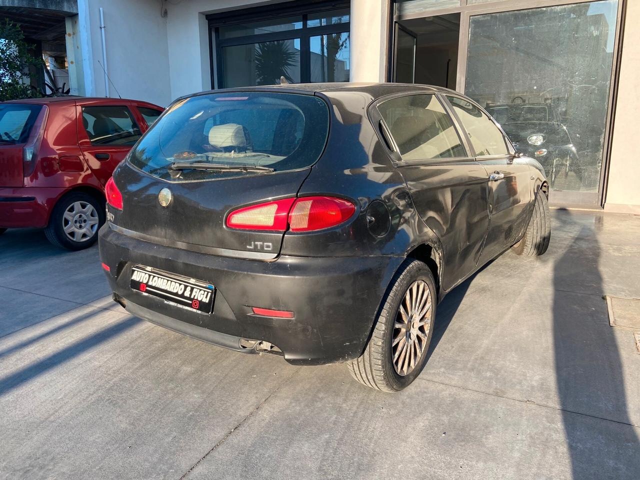 Alfa Romeo 147 1.9 JTD (115 CV) cat 5p. Distinctive