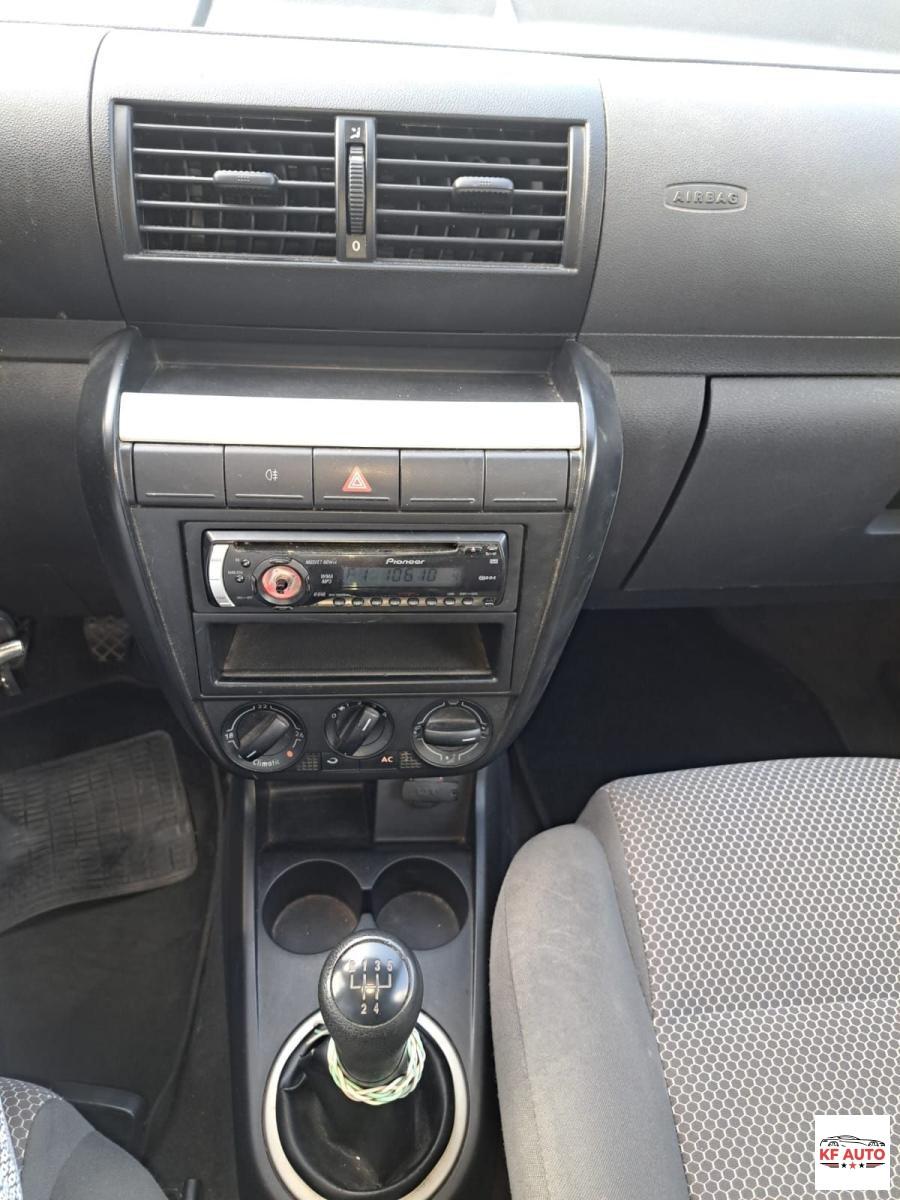 VOLKSWAGEN - Fox - Easy